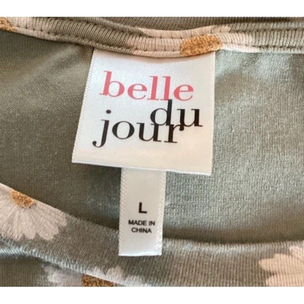 Belle Du Jour Women’s Green Mixed Pattern Short Sleeve Knotted Top Size Large - Picture 6 of 6